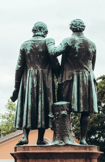 Goethe-Schiller-Denkmal in Weimar, Thüringen, ehrt berühmte Dichter